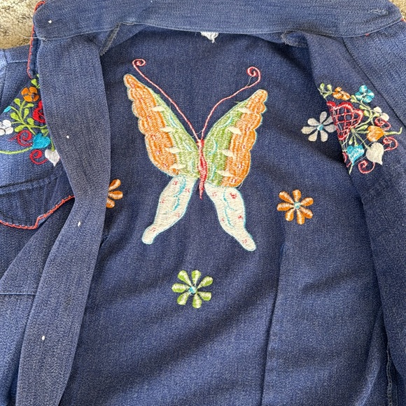 Authentic vintage 70’s embroidered denim shirt - size (approx) XS - Picture 6 of 6